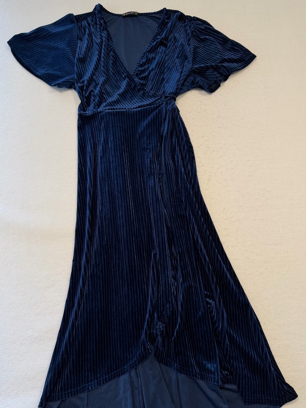 Simplee Plus Women’s XL Blue Velvet Pleated Wrap Maxi Dress V-Neck Belted
